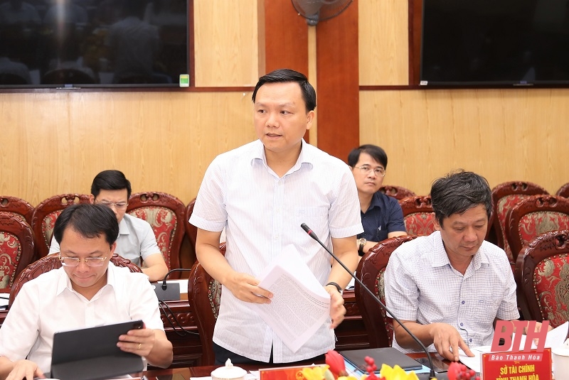 UBND tỉnh họp chuyên đề tháng 8-2022: Cho ý kiến vào một số tờ trình, đề án phát triển kinh tế - xã hội tỉnh Thanh Hóa