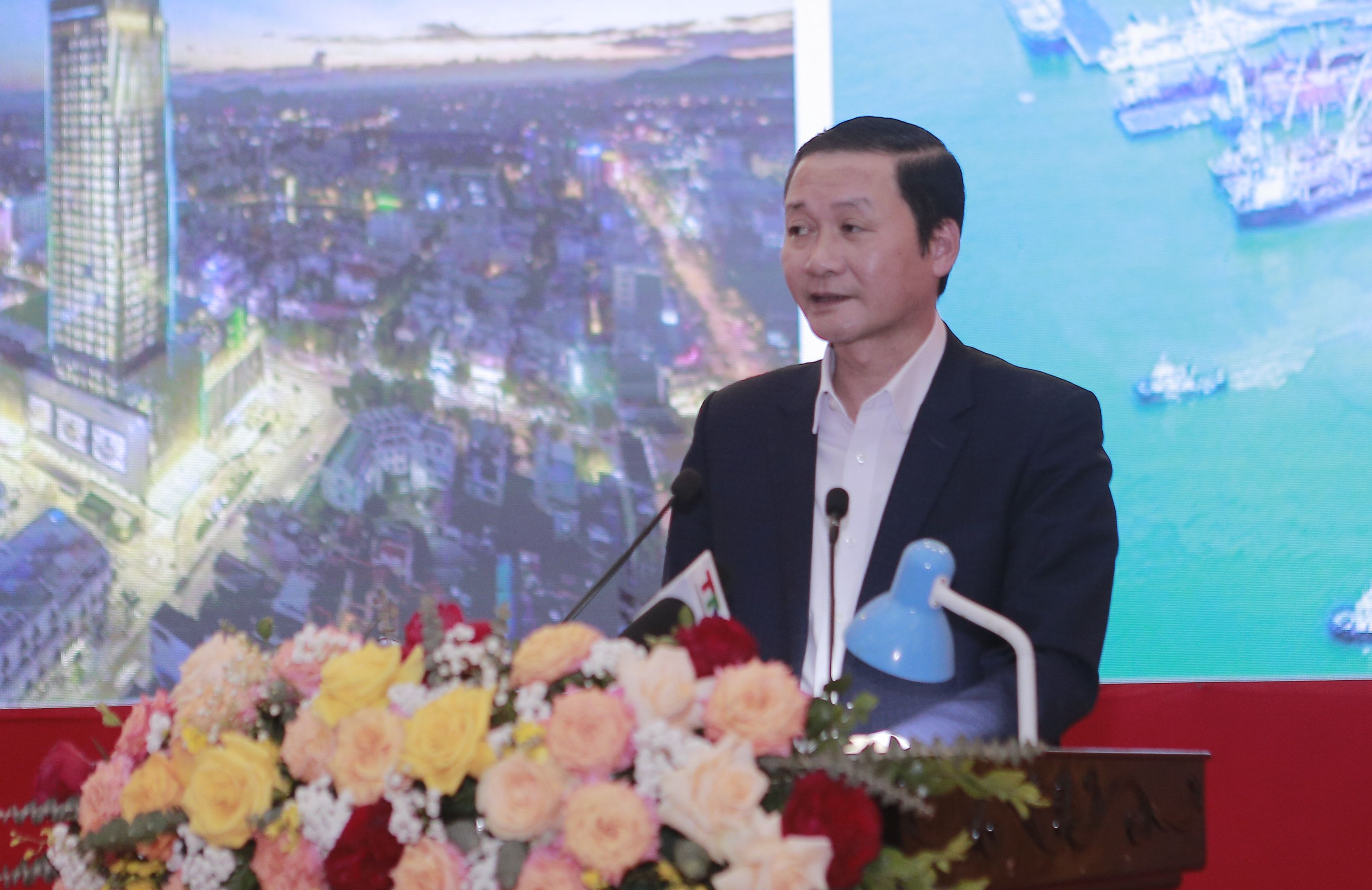 https://stories.baothanhhoa.vn/G-p-g--doanh-nghi-p-n-m-2023/assets/RsHXGiJWTj/a1-04-1875x340.jpg